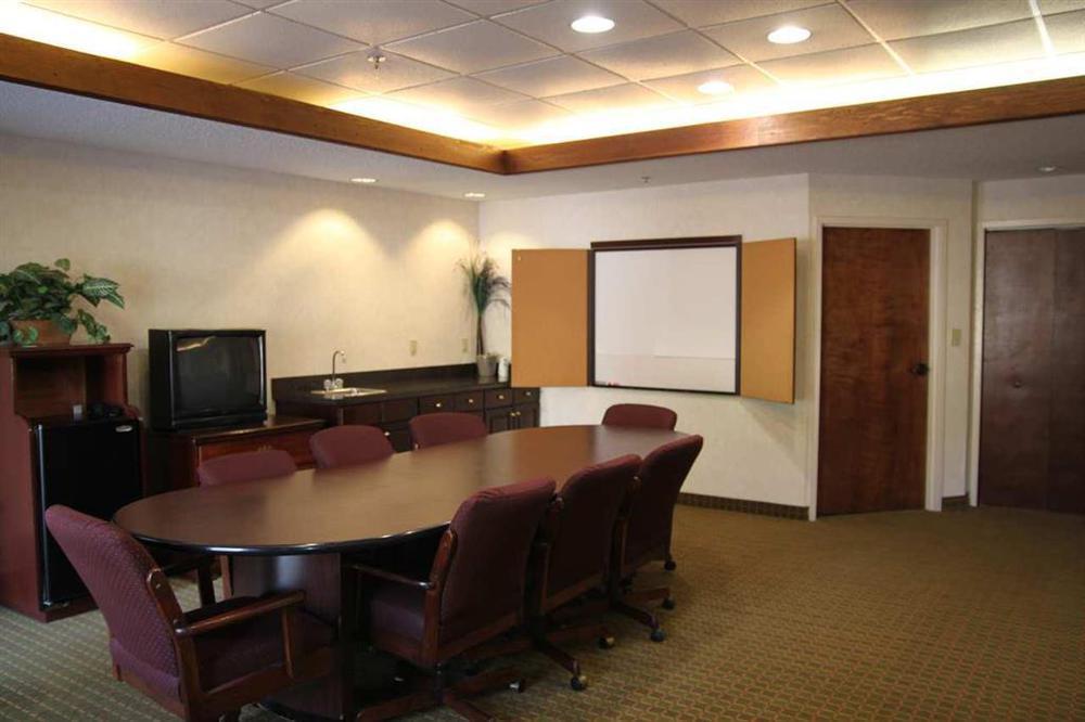 Baymont By Wyndham Mcdonough Hotel Facilities photo